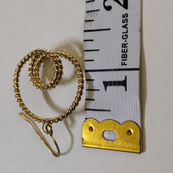 Beautiful gold dangling rope hoops earrings. - Picture 2 of 3